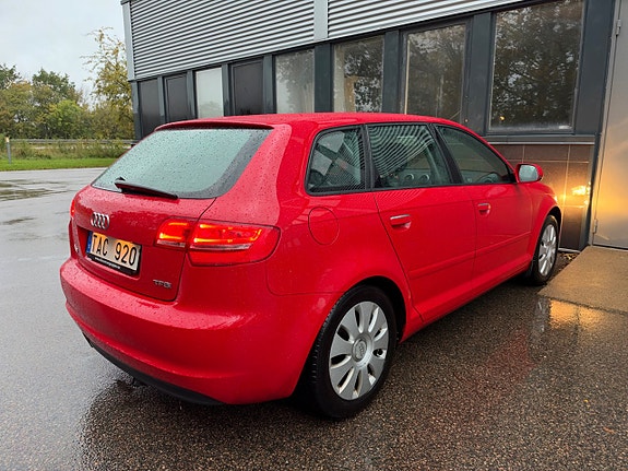 Audi A3 4 of 24