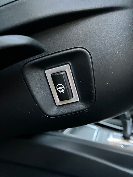 BMW 318d 8 of 9