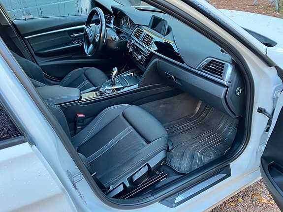 BMW 318d 7 of 9