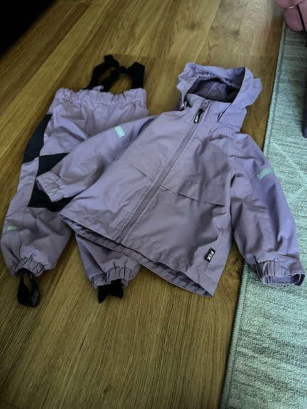 Product image 1 of 3