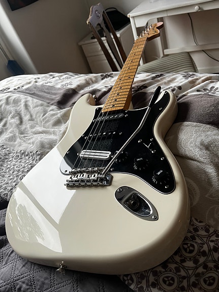 Fender stratocaster 70s 2010 made in mexico