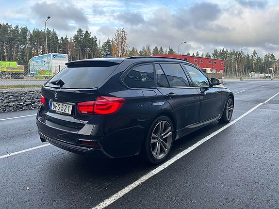 BMW 330d 5 of 14