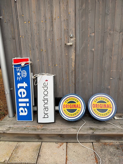 Product image 1 of 4