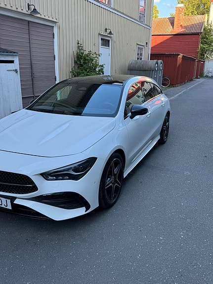 Mercedes-Benz CLA 200