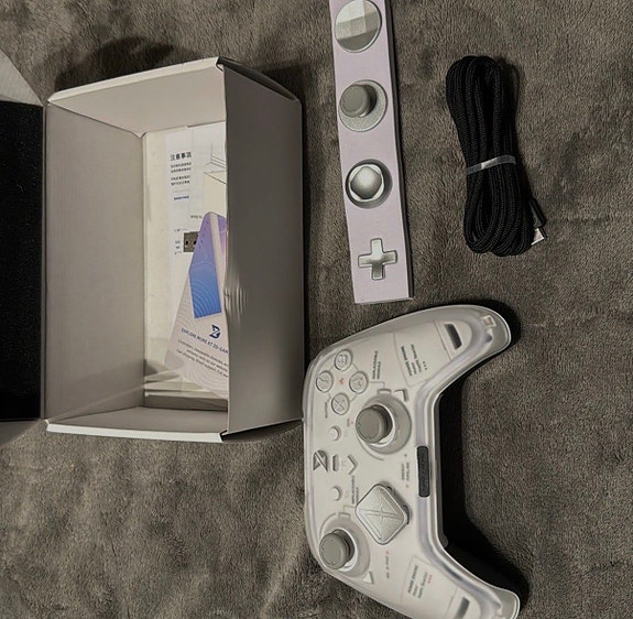 Product image 1 of 5