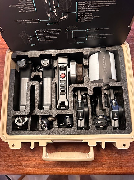 Product image 1 of 3