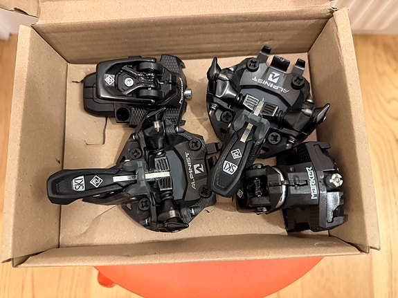Product image 1 of 2