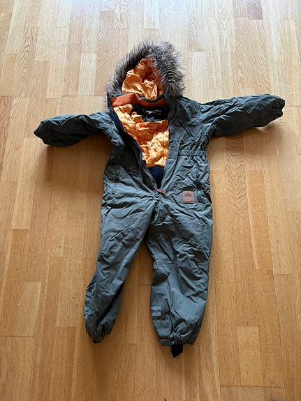 Product image 1 of 2