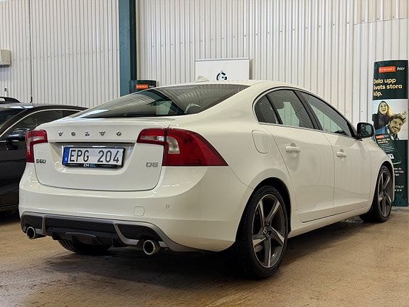 Volvo S60 7 of 14