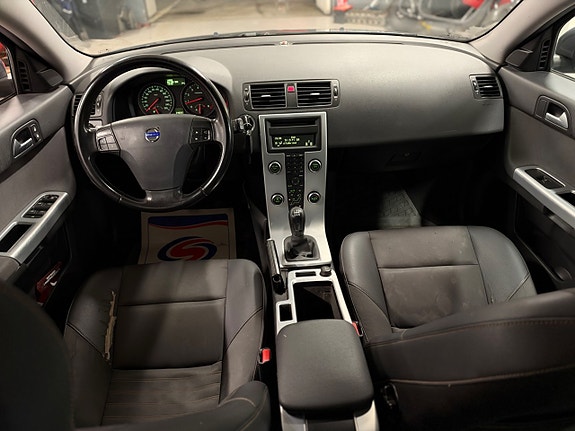 Volvo V50 21 of 25