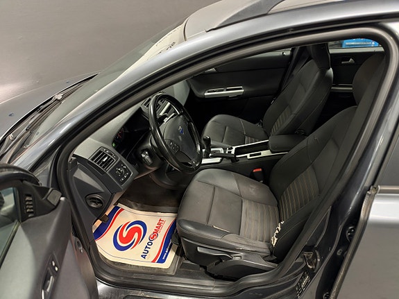 Volvo V50 11 of 25