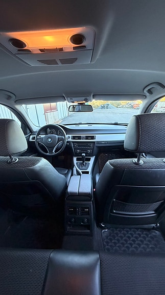 BMW 325d 5 of 5