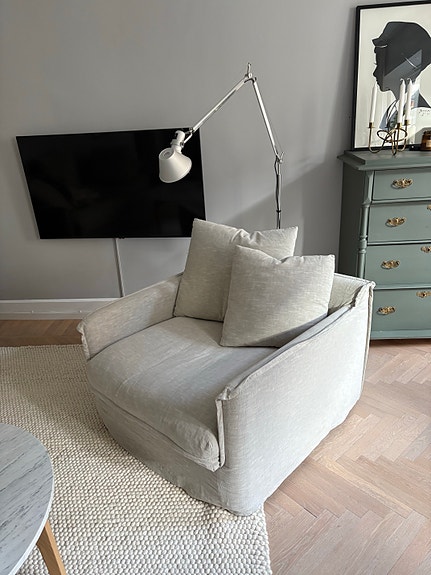 Product image 1 of 6