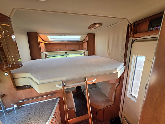 Carthago CHIC C-LINE T-PLUS 4.8 7 of 14