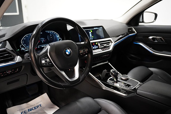 BMW 330e 7 of 24