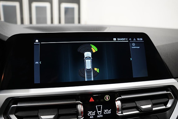 BMW 330e 15 of 24