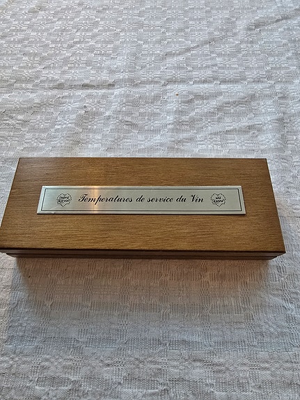 Product image 1 of 8