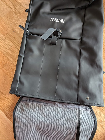 Product image 1 of 9