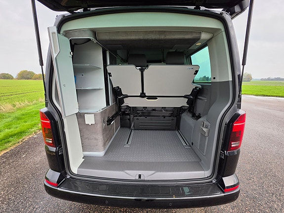 Volkswagen California Ocean 10 of 13