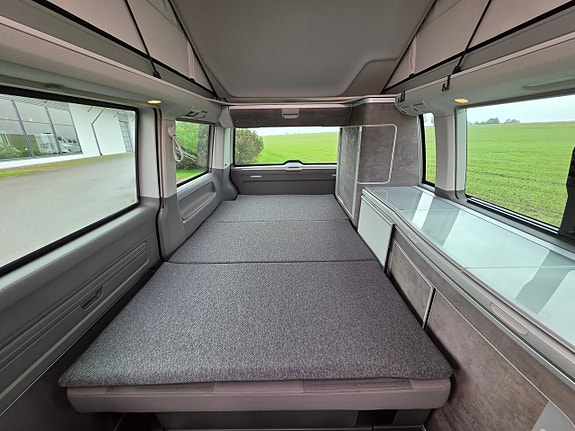 Volkswagen California Ocean 6 of 13