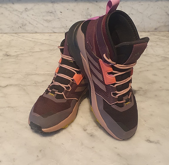 Product image 1 of 9