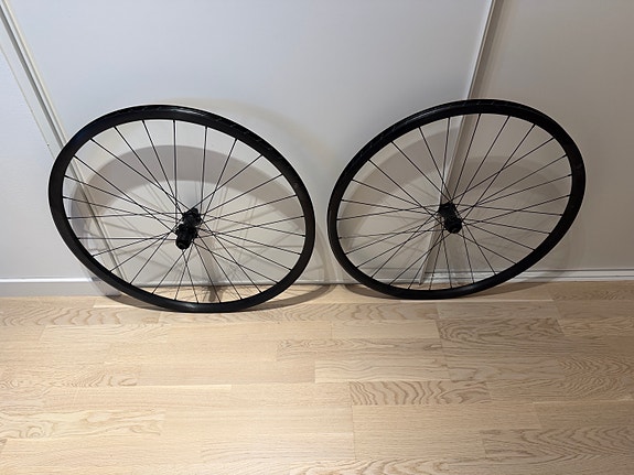 Product image 1 of 8