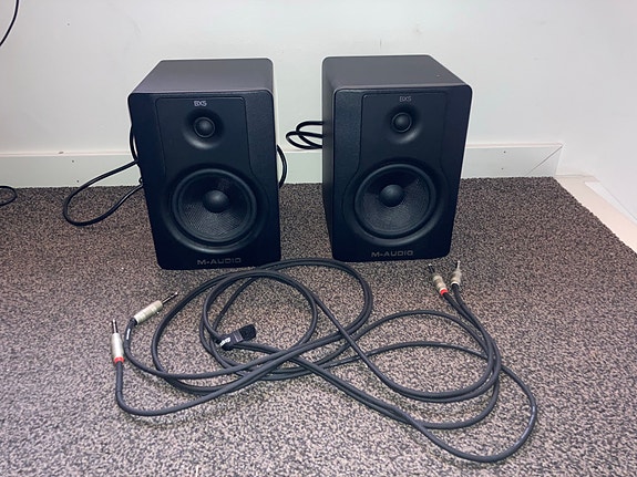 Product image 1 of 5