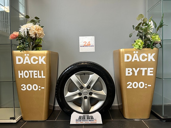 SUPERERBJUDANDE ORIGINAL KOMPLETTA HJUL KIA CEED 16 TUM MED PREMIUM VINTERDÄCK