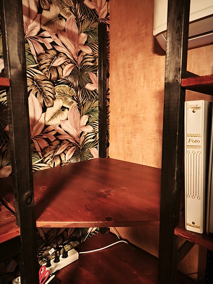 Product image 1 of 5