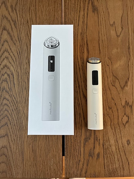 Product image 1 of 3