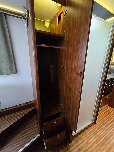 Adria Sonic Supreme I 810 16 of 21