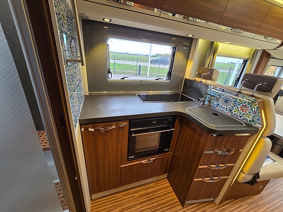 Adria Sonic Supreme I 810 7 of 21