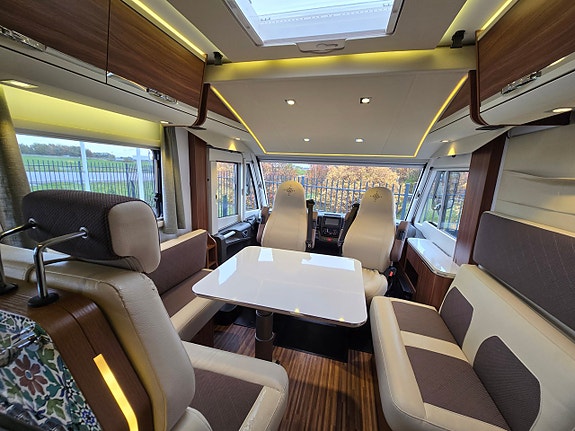 Adria Sonic Supreme I 810 3 of 21