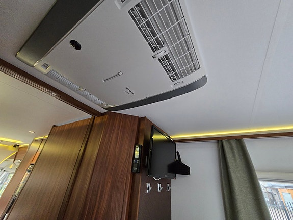 Adria Sonic Supreme I 810 18 of 21