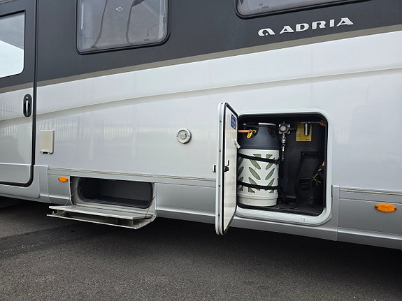 Adria Sonic Supreme I 810 21 of 21