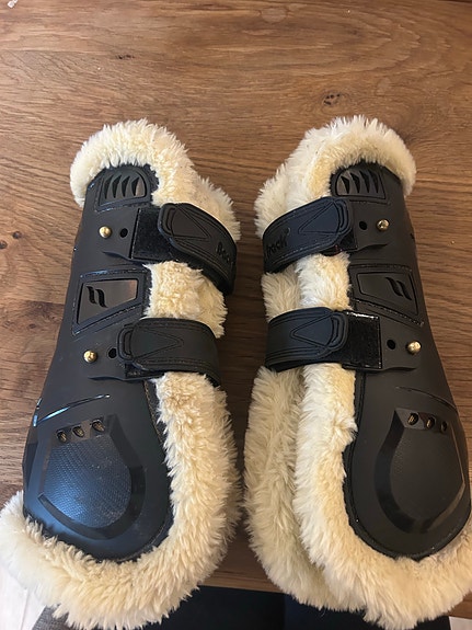 Product image 1 of 6