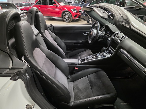 Porsche Boxster 9 of 12