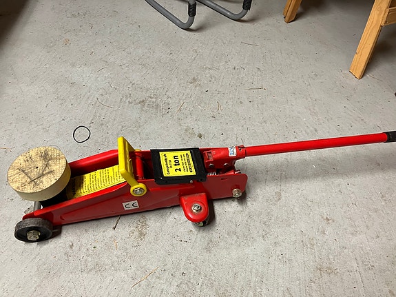 Product image 1 of 2