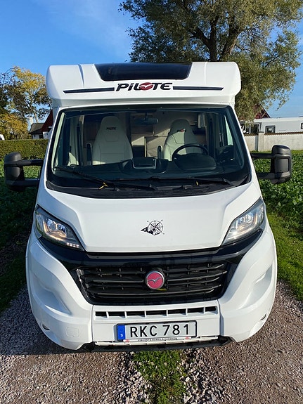 Pilote P 740 GJ Sensation Automat/ Alde/ Långbäddar 23 of 23