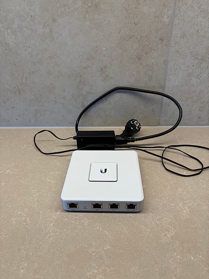 Product image 1 of 8