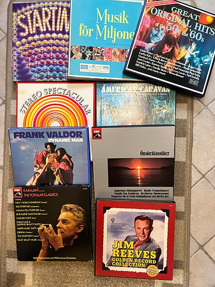 Product image 1 of 2