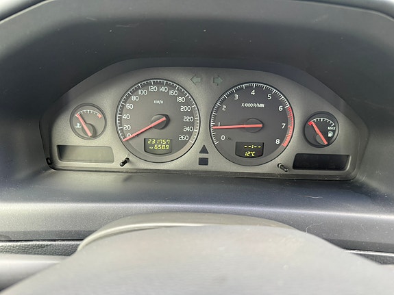 Volvo S60 6 of 6