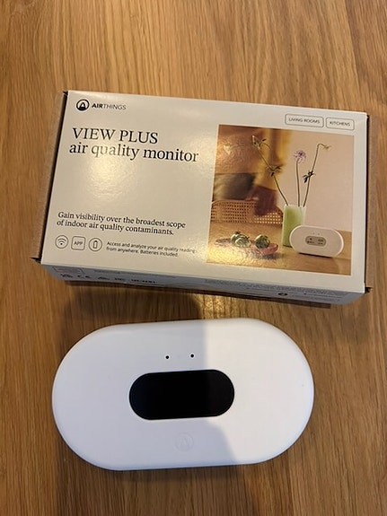 Product image 1 of 4