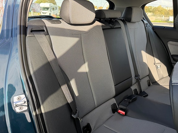 BMW 118d 12 of 12