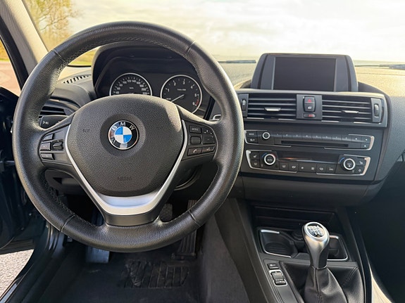 BMW 118d 7 of 12