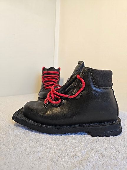 Product image 1 of 8