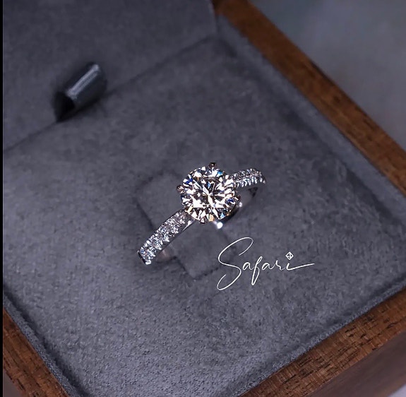 Product image 1 of 7