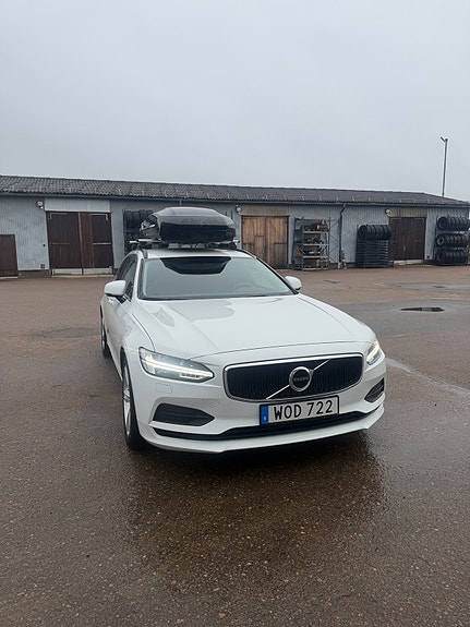 Volvo V90