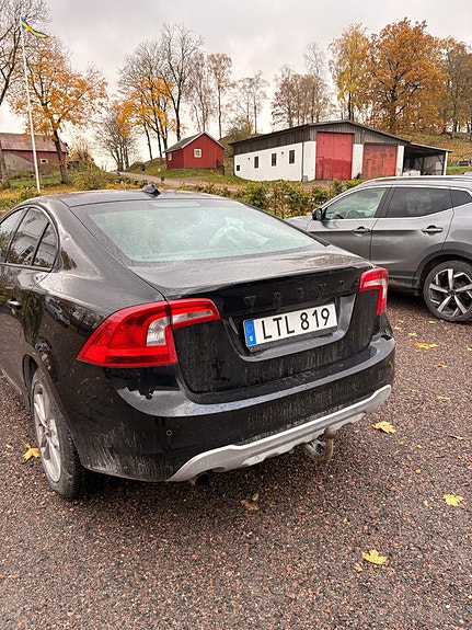 Volvo S60 3 of 9