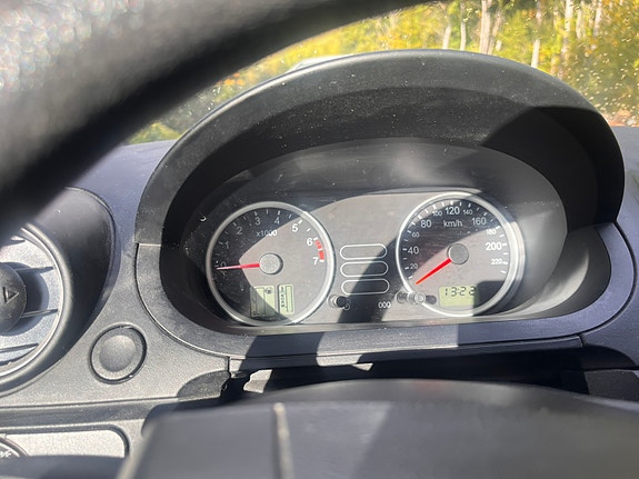 Ford Fiesta 6 of 12